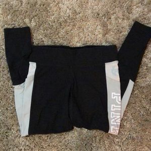 Leggings with pockets!!